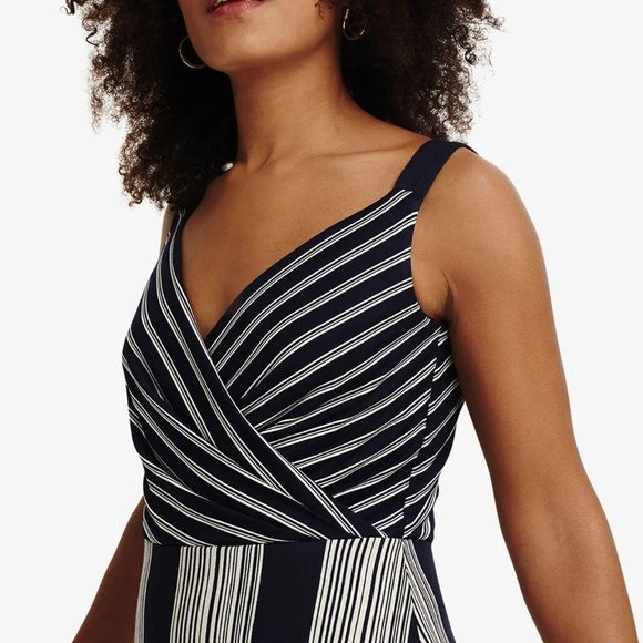 COPY - PHASE EIGHT MAISIE MAXI DRESS - Picture 2 of 9